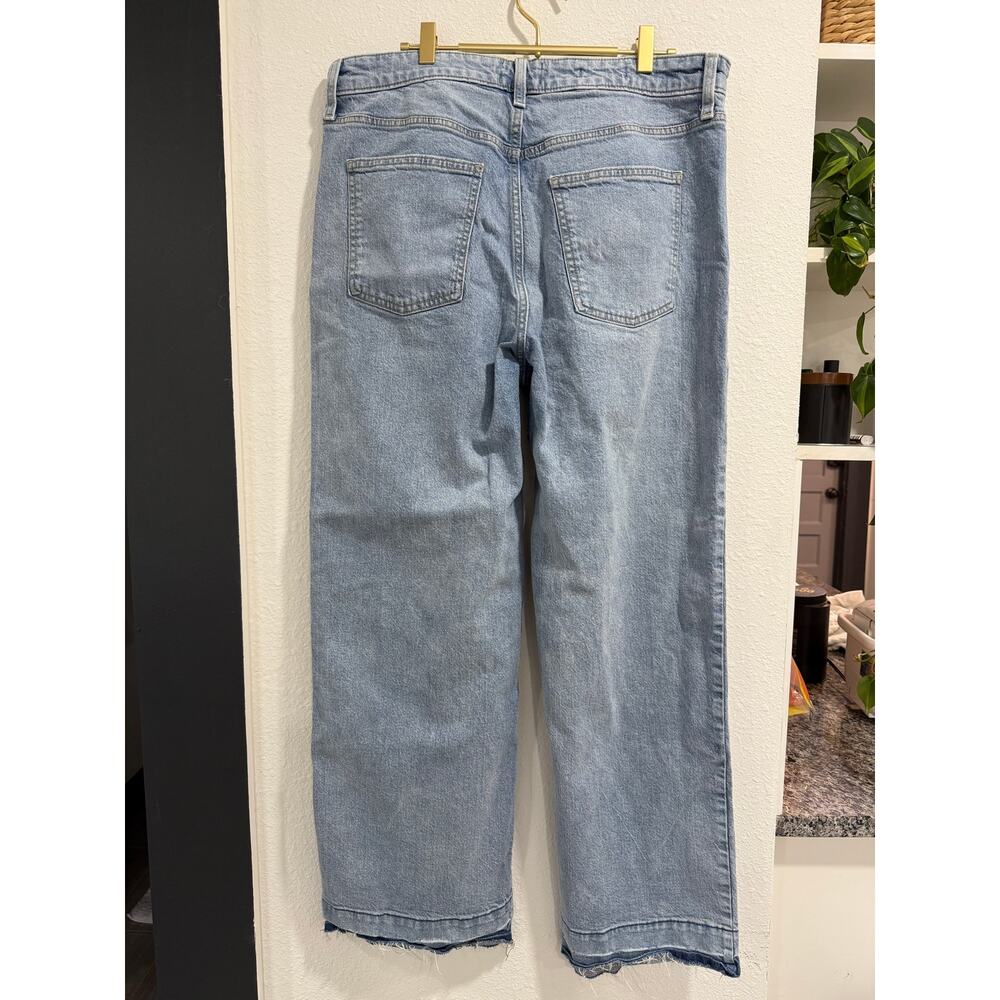 Women’s Size 16 High Rise Wide Leg Jeans Light Wash Raw Frayed Hem Denim - Picture 2 of 7
